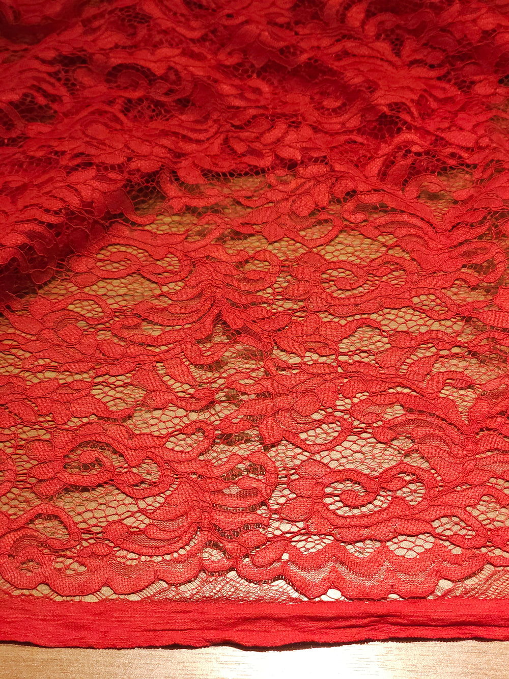 Leaf Shawl Pattern Cordonnet Lace Fabric