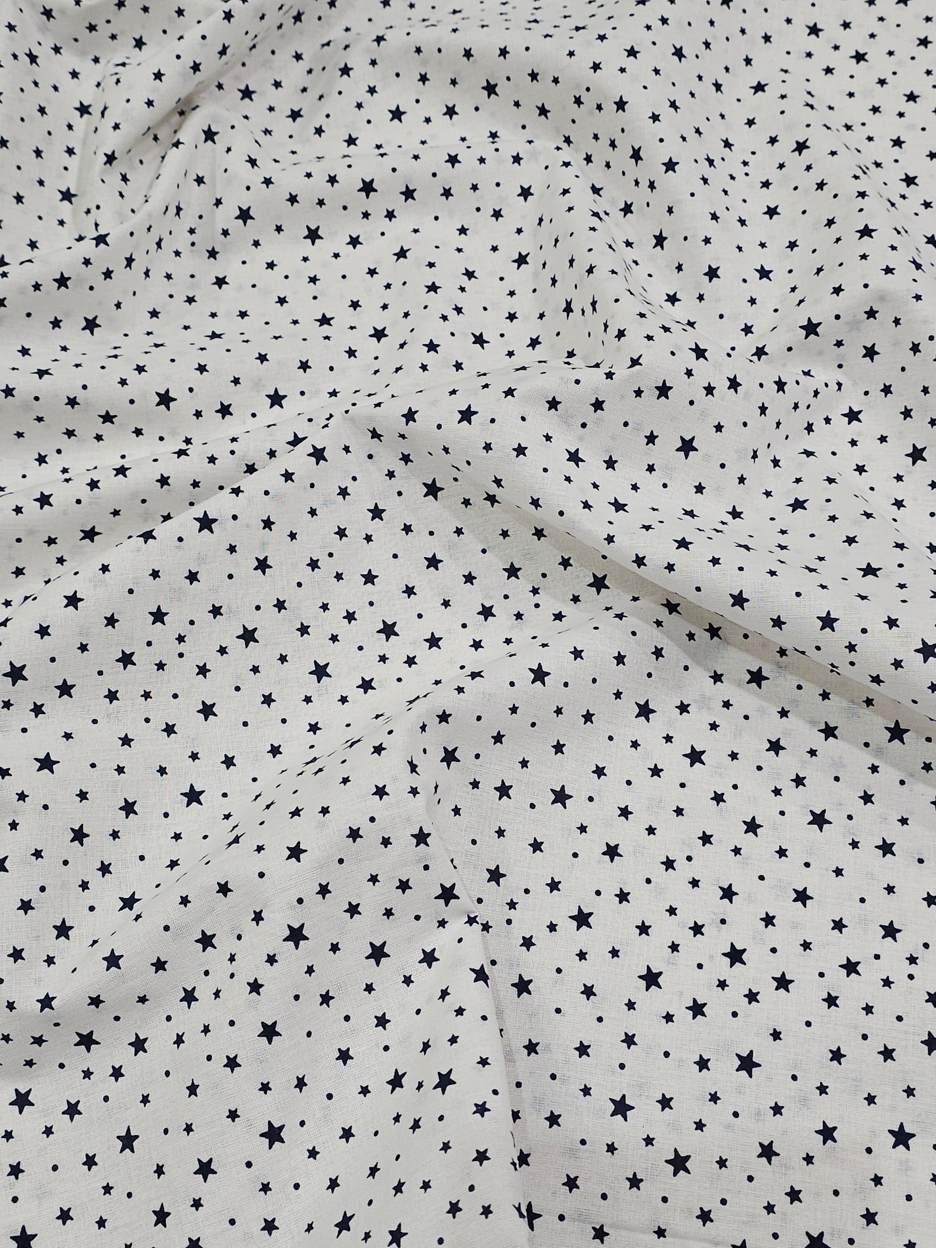 Poplin Kumaş – Geometrik Desenli, Hafif, Pürüzsüz, Eteklik, Elbiselik | Çerçiler Kumaş