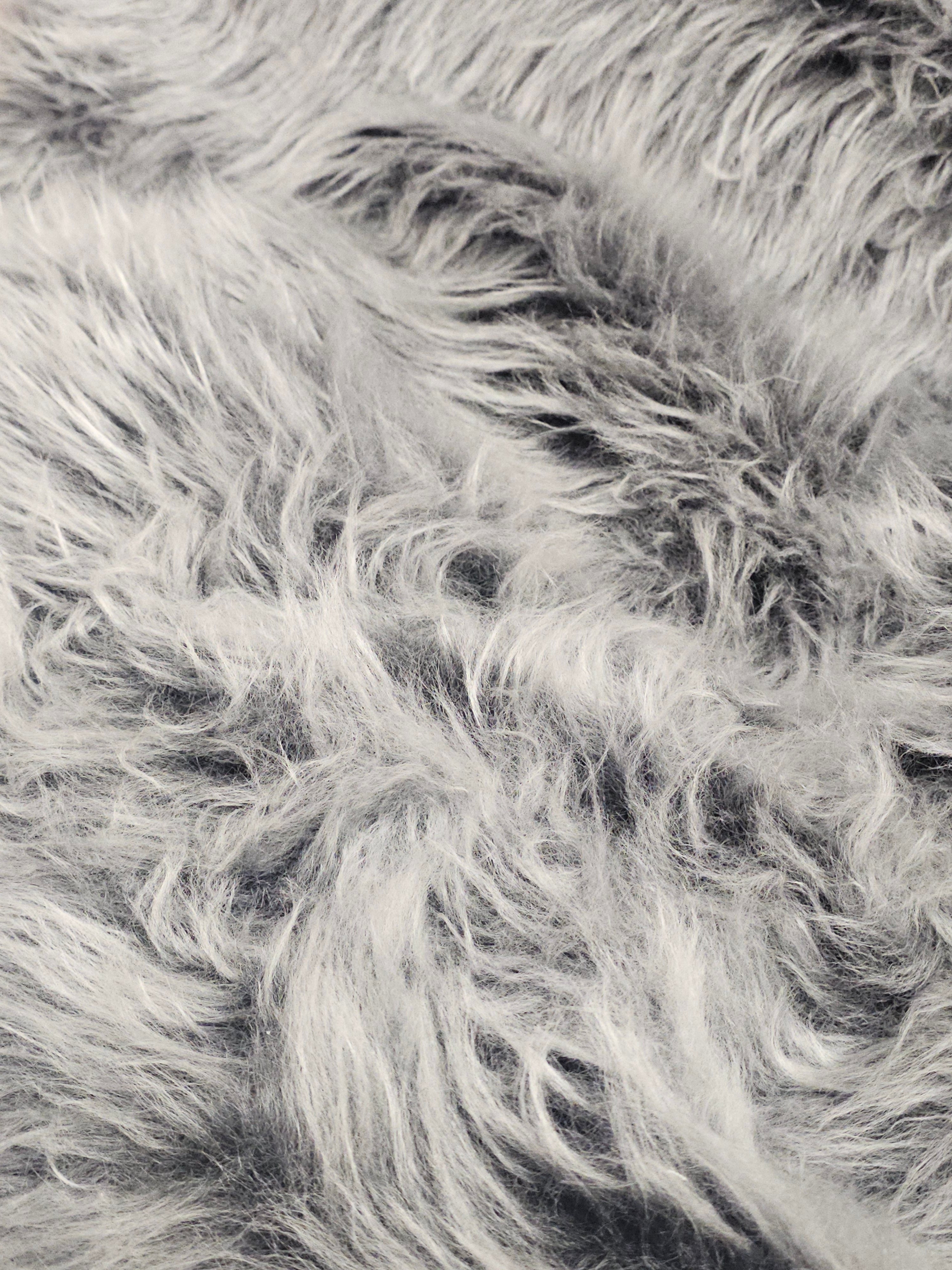 Long-Piece Plush Fabric