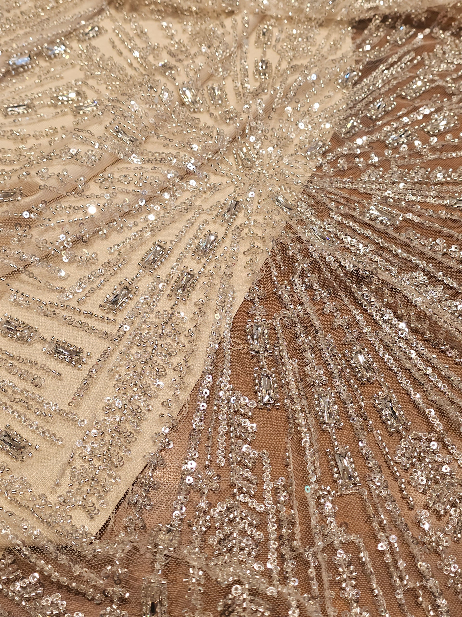 Merkez Baget Kristal İşlemeli Kumaş