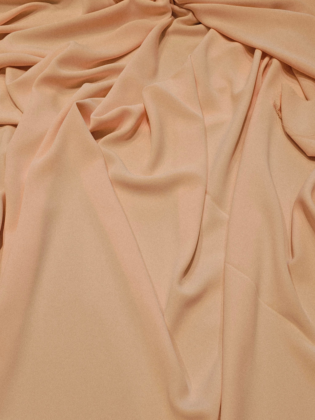 Krep Kumaş – Düz Renk, Kırışmaz, Dökümlü, Bluzluk, Gömleklik | Çerçiler Kumaş