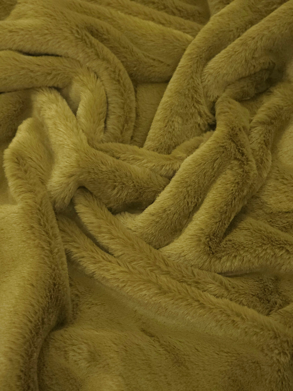 Softy Peluş Kumaş – yüksek dökümlü, Döşemelik, Kostüm, Yastık - Kırlent kılıfı için – Fıstık Yeşili