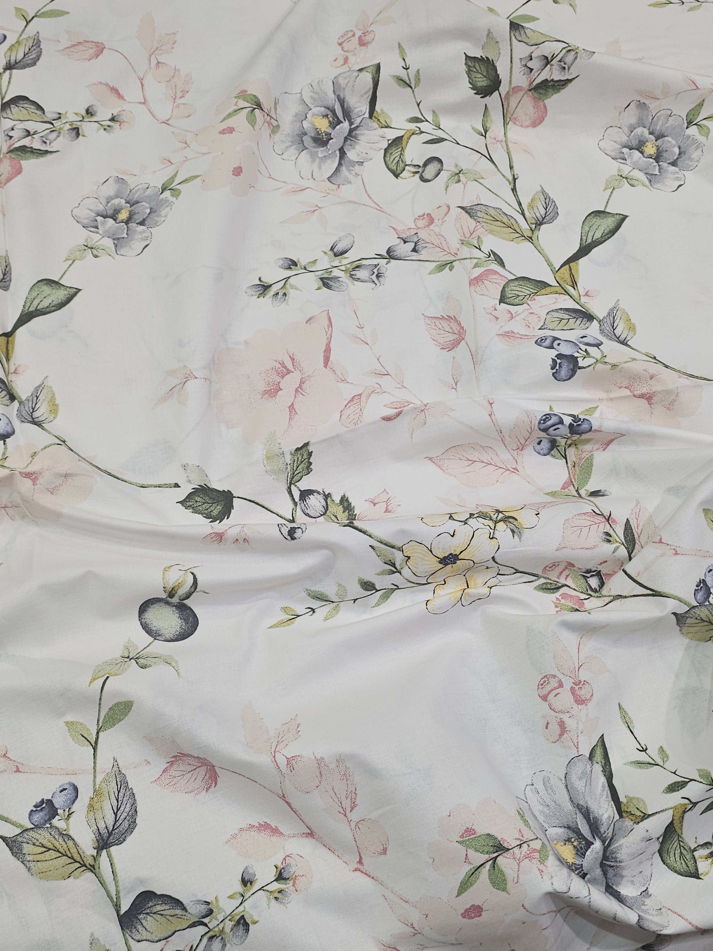 Akfil with Fruity Rose Pattern