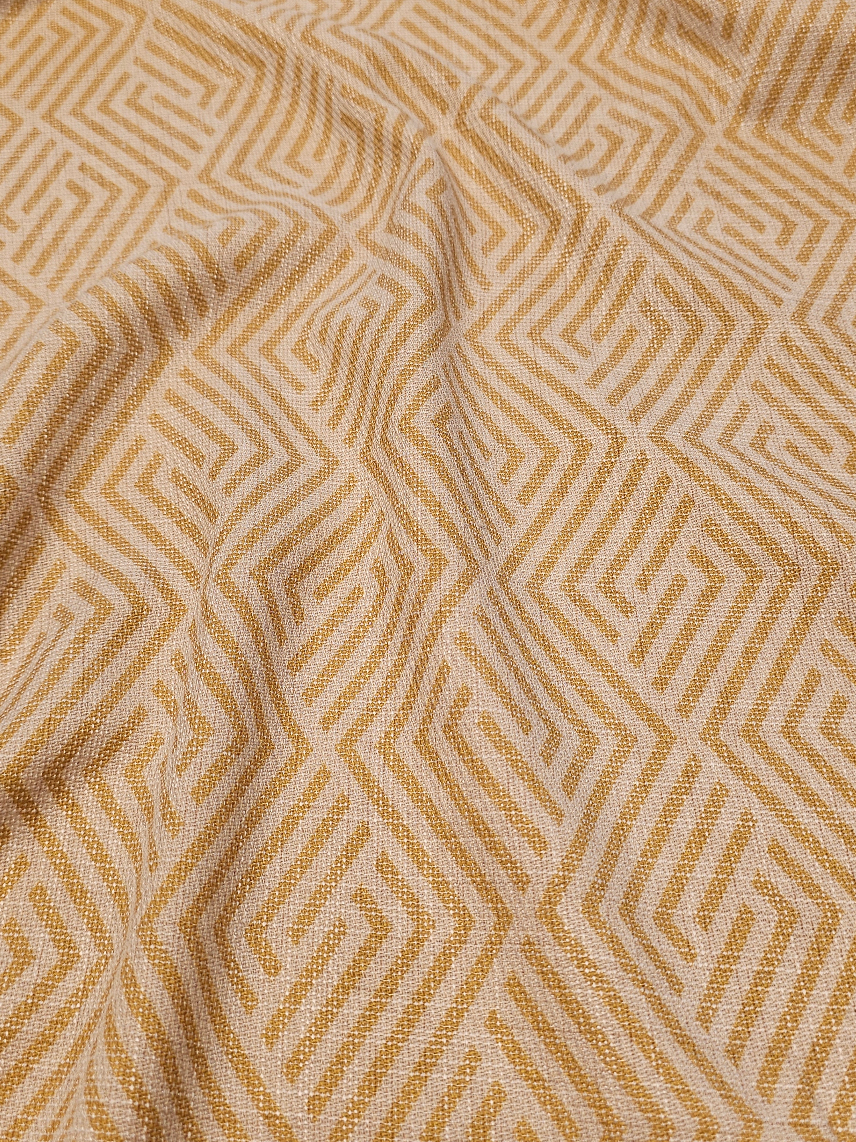 Zigzag Patterned Jabu Linen Fabric