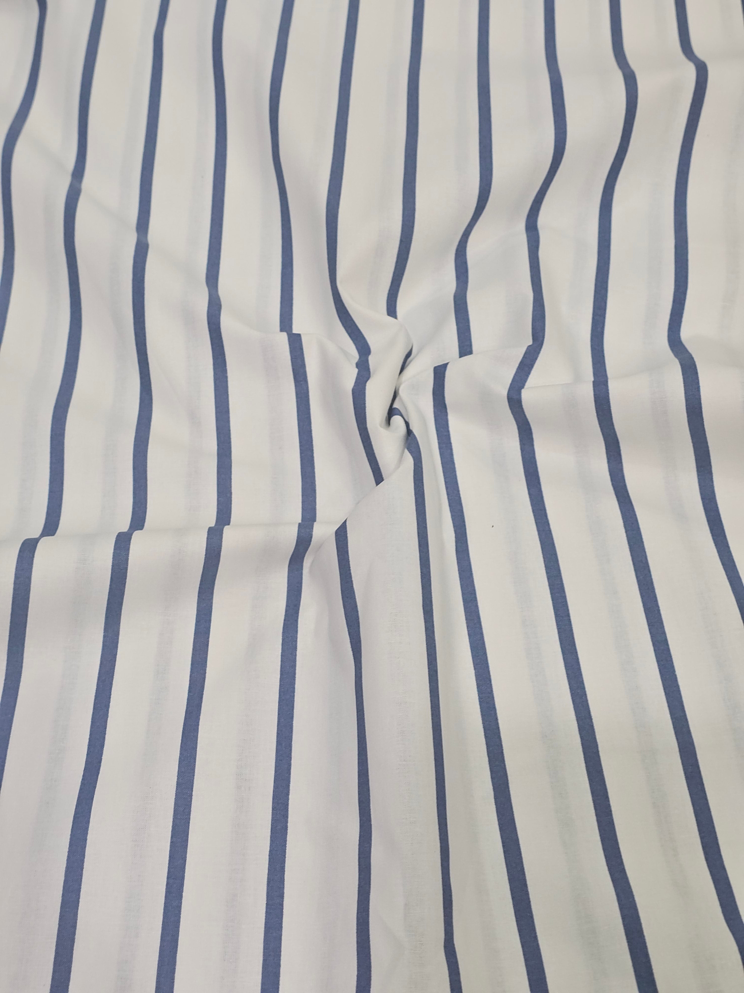 Narrow Striped Akfil