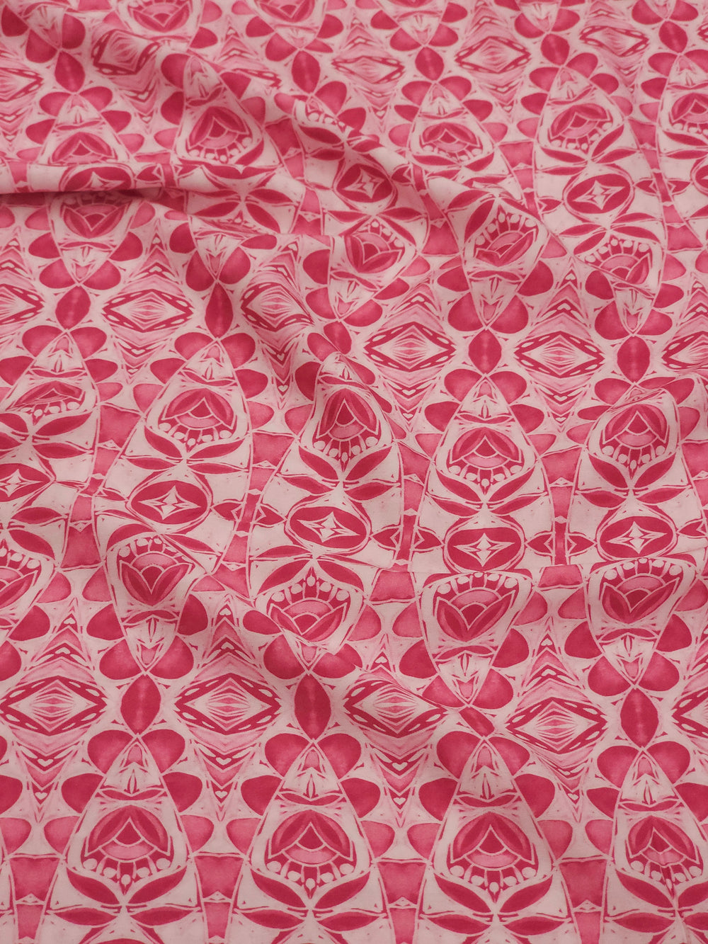Surf Patterned Viscose Fabric